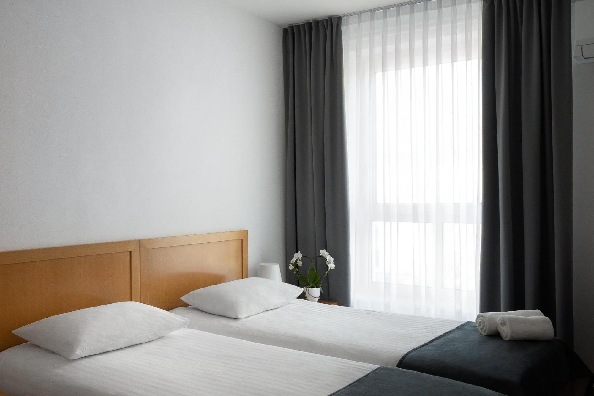 Hotel Tabor Sezana Exterior photo