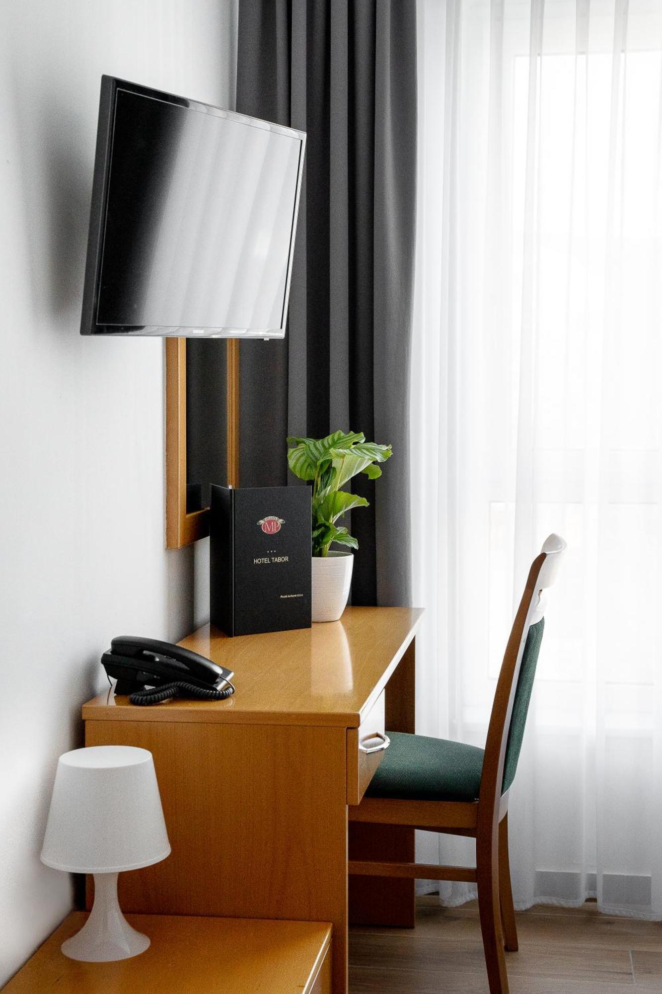 Hotel Tabor Sezana Exterior photo